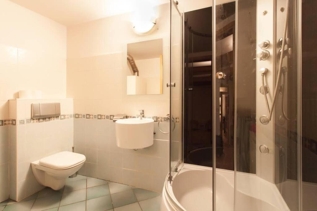 Ferienwohnung Florianska Penthouse Delux Krakau Exterior foto